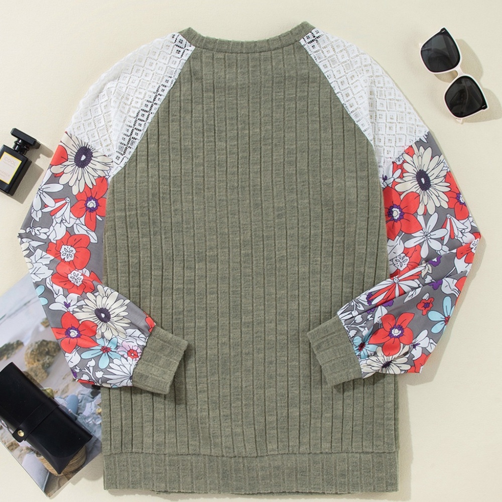 Laurel Green Floral Patchwork Long Sleeve Ribbed Blouse - Picture 2 of 13